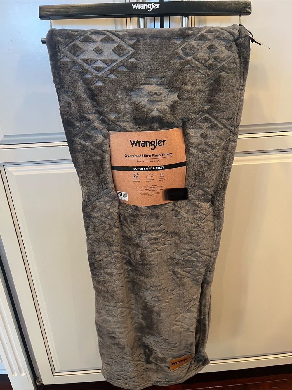 Wrangler Plush Throw Blanket - Gray